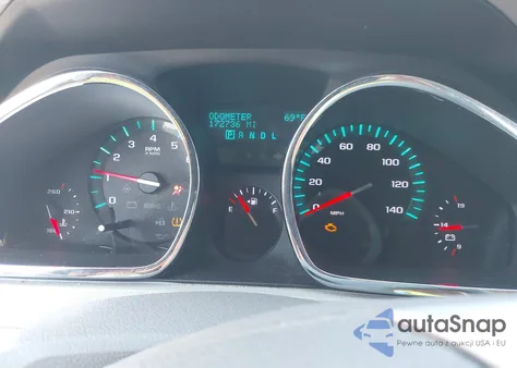 2010 Chevrolet Traverse Ls из США, поврежденный, VIN 1GNLVEED7AS104912